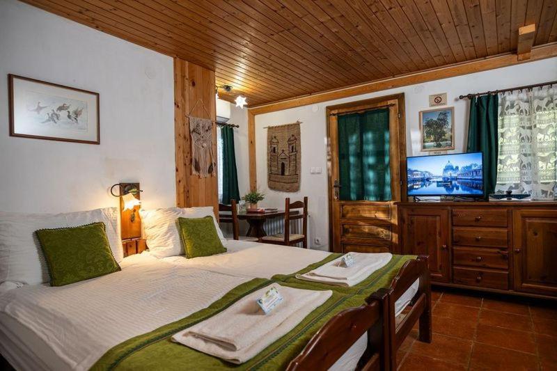 Pristava Lepena Village Екстер'єр фото