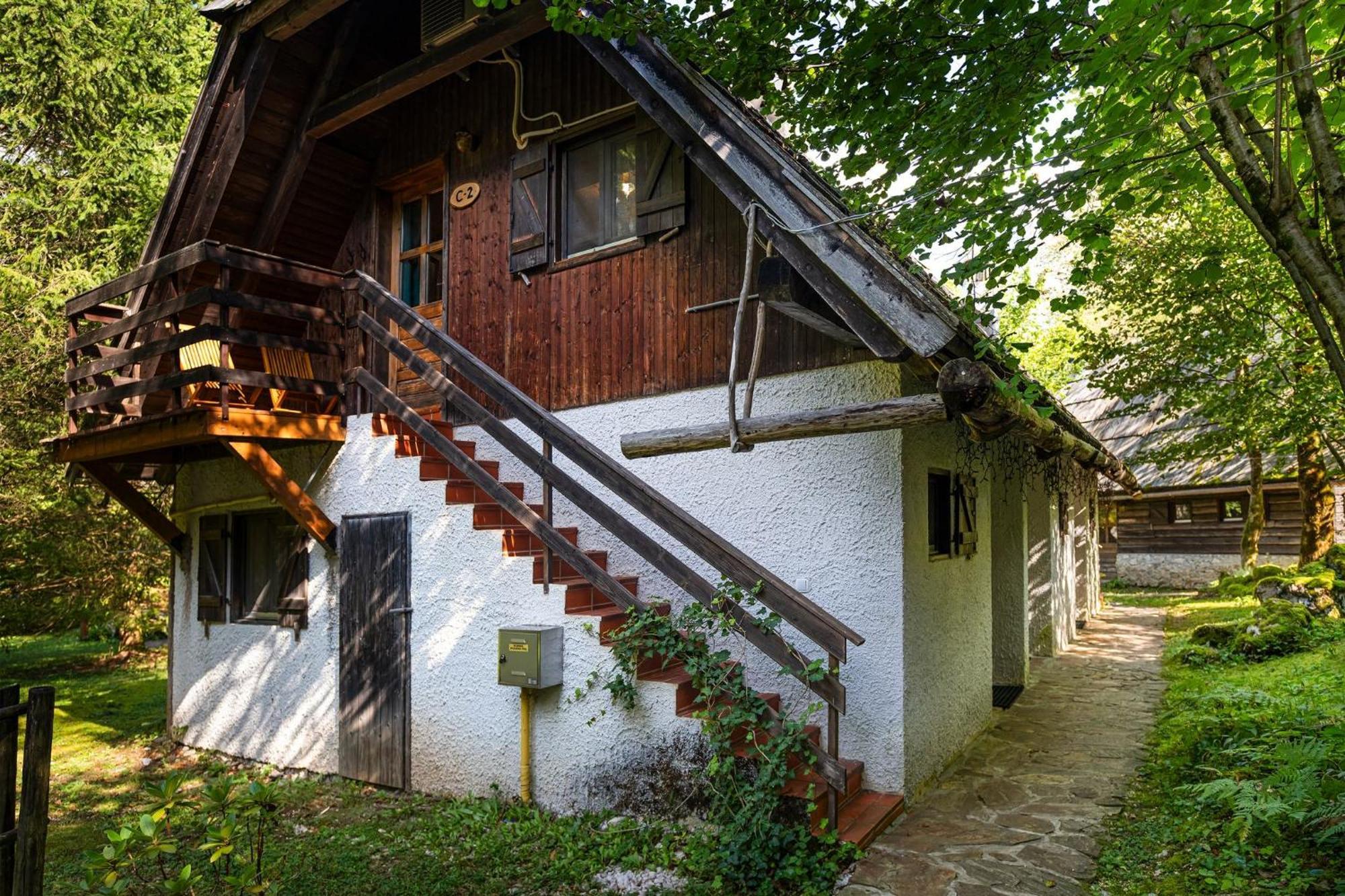 Pristava Lepena Village Екстер'єр фото