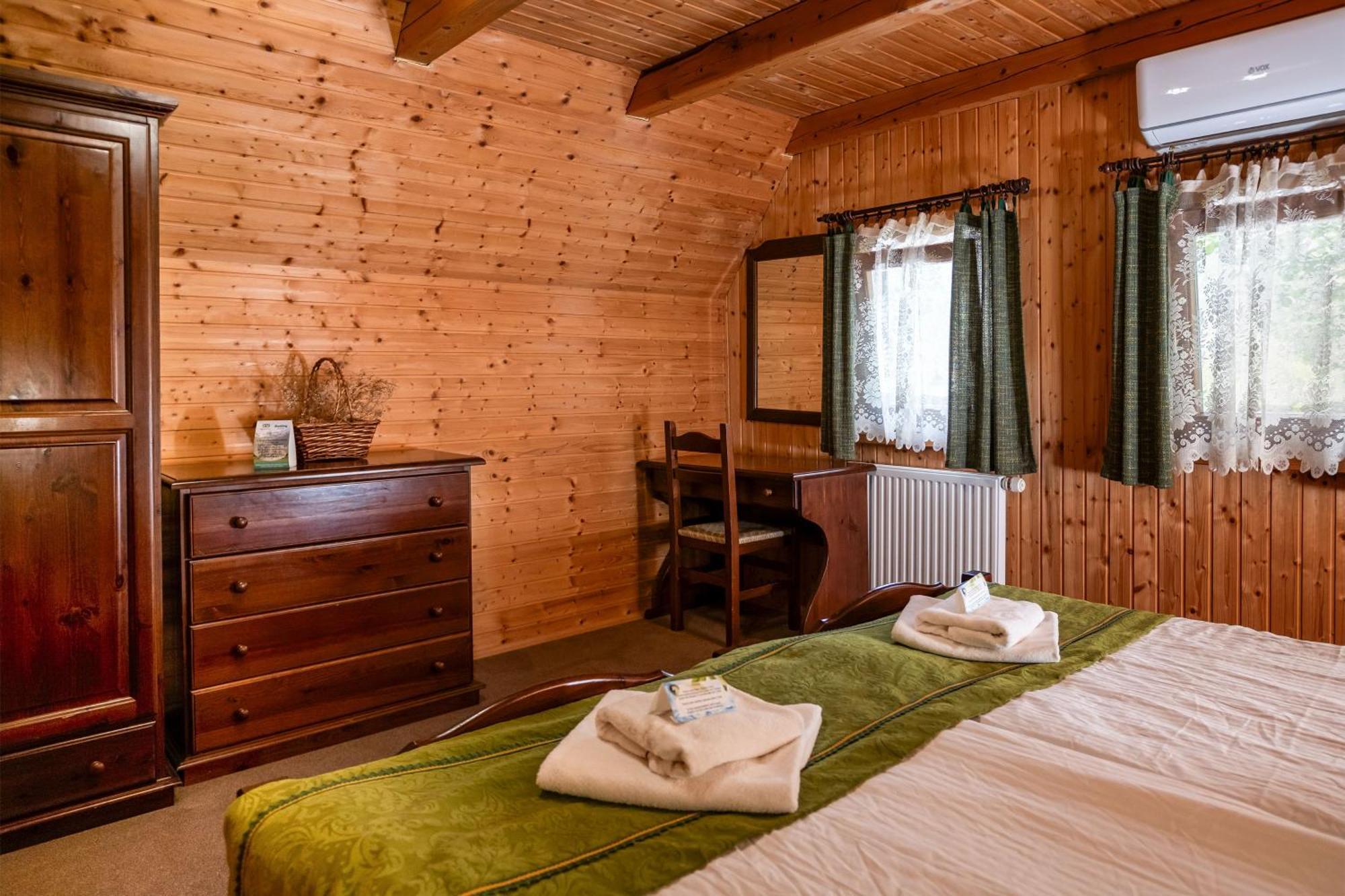 Pristava Lepena Village Екстер'єр фото