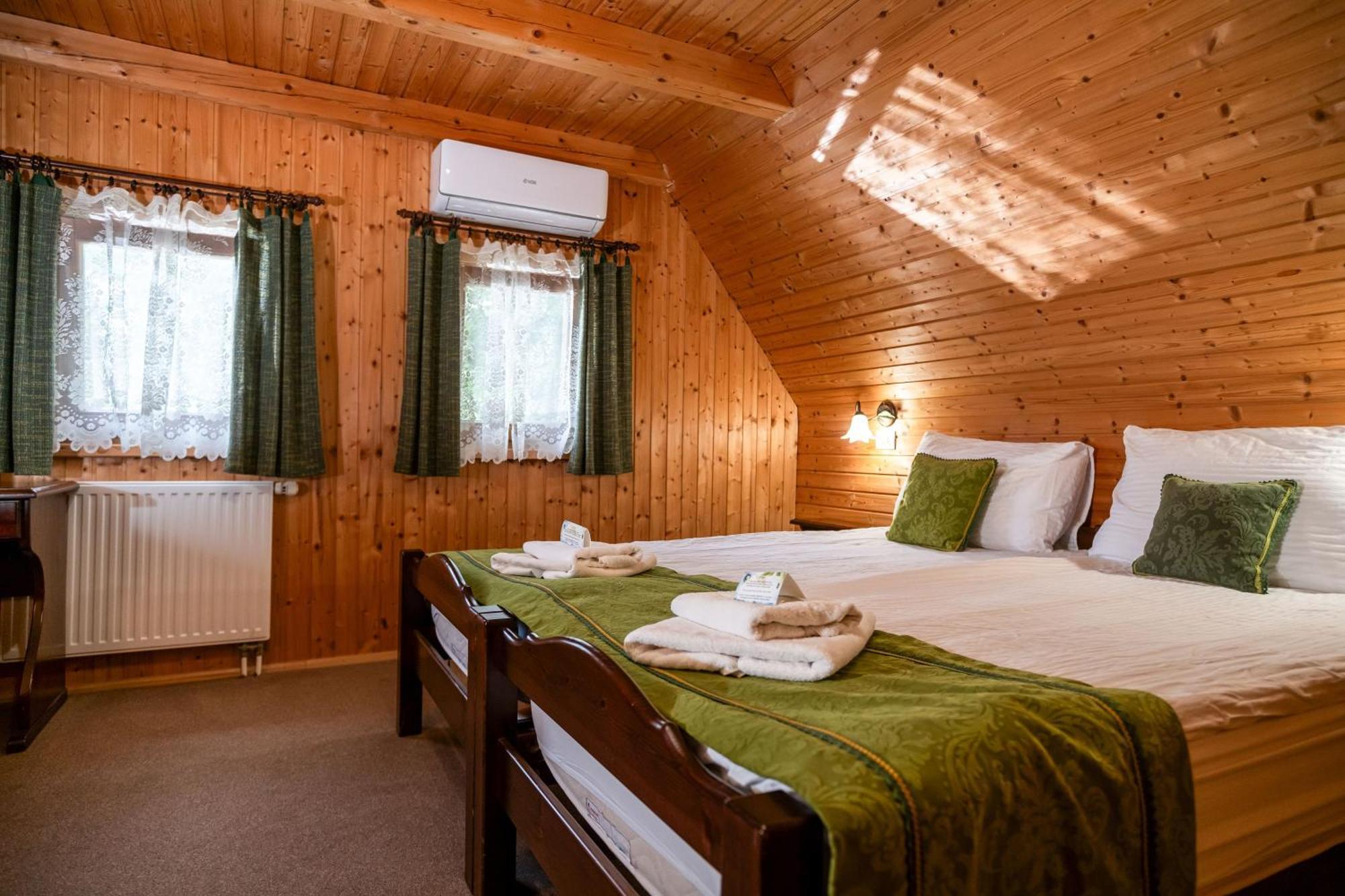 Pristava Lepena Village Екстер'єр фото